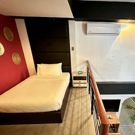 Havitat Boutique Hotel Makati City Extérieur photo